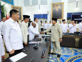 Bahas Kesiapan Menghadapi Idulfitri 1447 H Dan Isu Strategis Nasional Presiden Prabowo Subianto Gelar Sidang Kabinet Paripurna di Istana Negara