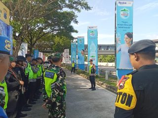Personel Gabungan Kodim 0714/Salatiga dan Polres Semarang Amankan Rest Area KM 456 A Demi Kenyamanan Pemudik
