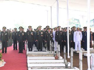 Dua Prajurit TNI Gugur di Lebanon, Dimakamkan Dengan Upacara Militer