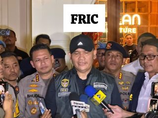 Polisi Temukan Brankas Berisi Valas Saat Geledah Kafe di Cipete