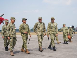 Pangdam IV/Diponegoro Antar Keberangkatan Panglima TNI Usai Rangkaian Kunjungan Kerja di Jawa Tengah