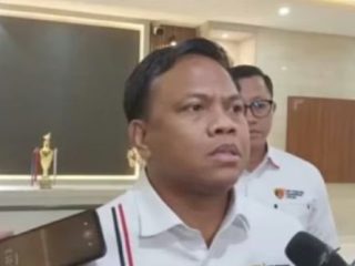 Direktorat Tindak Pidana Tertentu "Dit Tipiter" Bareskrim Polri Brigjen Moh Irhamni Geledah Toko Emas di Cikini Diduga Terkait Penyelundupan ke China