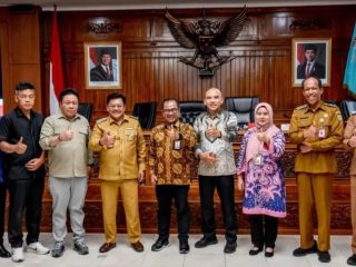 Walikota Salatiga Hadiri Sosialisasi  Usulan Kebijakan Pokok Pikiran DPRD Bersama KPK RI