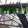 Revitalisasi Perpustakaan SD Sidorejo Kidul 02 Disorot, Informasi Proyek Minim dan K3 Dipertanyakan