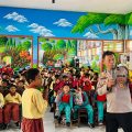 Cegah Perundungan, Aipda Joko Sambangi SDN Sugihan 01 Tengaran. Tekankan Siswa Harus Saling Menghargai