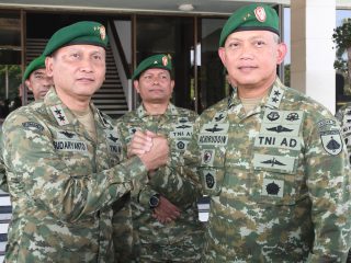 Estafet Kepemimpinan Kodam IV/Diponegoro Berlanjut, Mayjen TNI Sudaryanto, S.E., M.Han. Terima Penyerahan Satuan dari Mayjen TNI Achiruddin, S.E., M.Han
