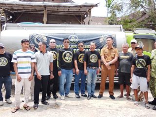 Aksi Nyata Kepedulian Sosial, Yakuza Maneges Salatiga Salurkan Sepuluh Ribu Liter Bantuan Air Bersih