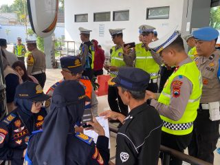 Operasi Patuh Candi 2026, Satlantas Polres Salatiga dan Dishub Gelar Rampcheck Bus di Terminal Tipe A Tingkir
